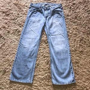 AEO Men’s Low Rise Bootcut Jeans